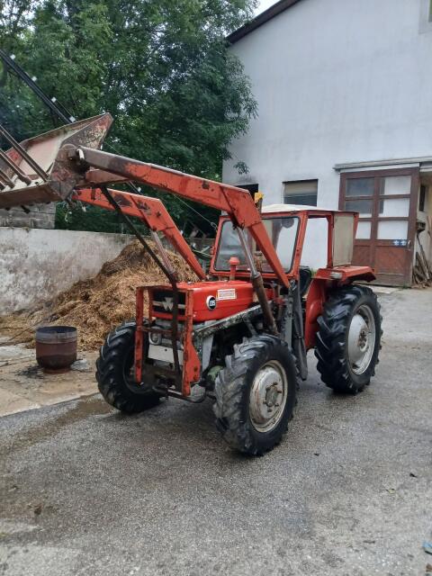 Massey Ferguson 135