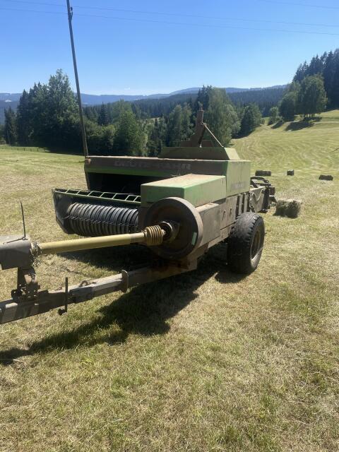 Kleinballenpresse Deutz-Fahr HD 440