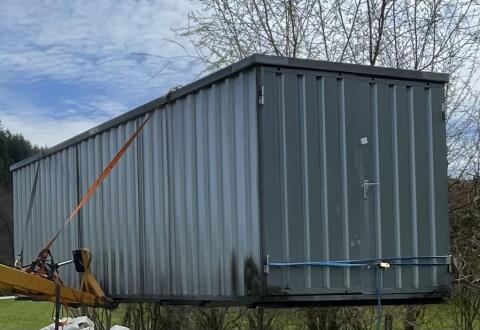 Container
