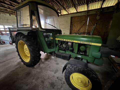 John Deere Traktor 1030 LS