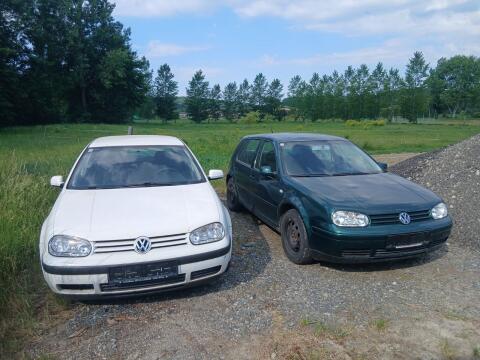 2 Stk. VW Golf 4