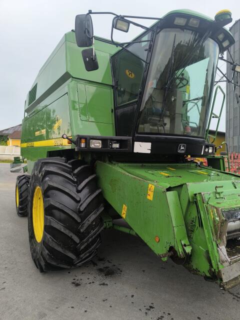 John Deere 2264 HM Hillmaster
