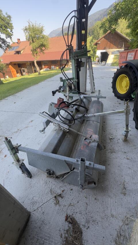 Fliegl Kehrmaschine