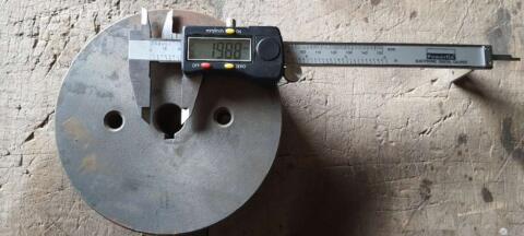 2-rillige Keilriemenscheibe 15 cm Dm.
