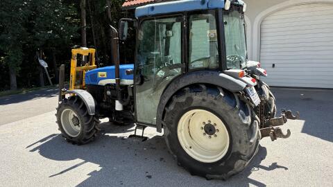 New Holland TN95NA