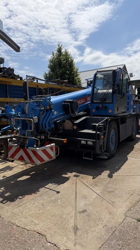 Demag Terrex AC30