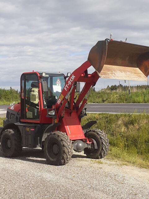 Radlader F-Tech 913K