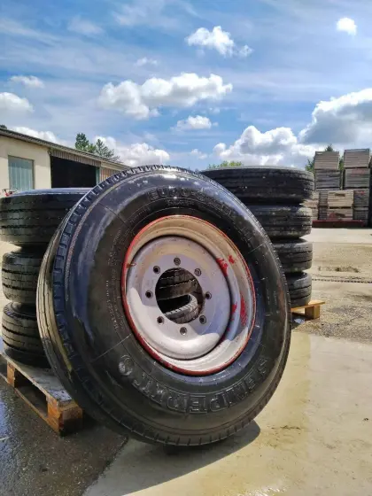 Anhängerräder 11 R 22.5