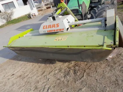 Frontmähwerk Claas Corto 270 F
