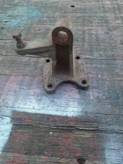 Haltebock Stockey und Schmitz TM 7075