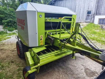Rundballenpresse Claas Rollant 250 RC