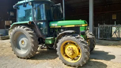 John Deere 2850