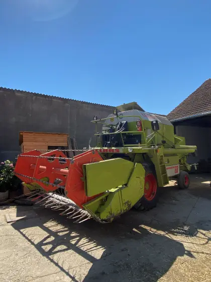 Claas Dominator 68
