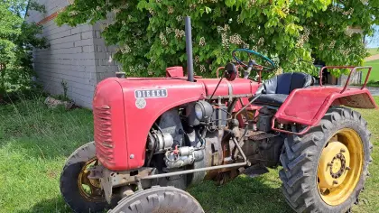 Steyr Traktor T84