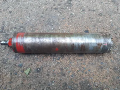 Hilti Kernbohrer mit Diamantkrone