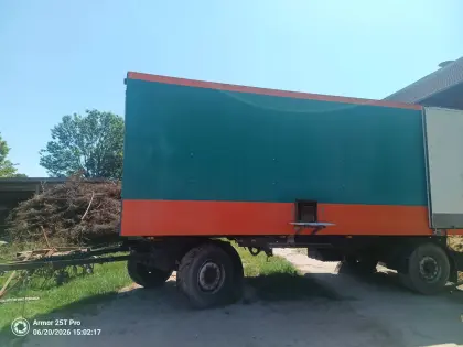 Mobiler Legehennenstall Mobilstall