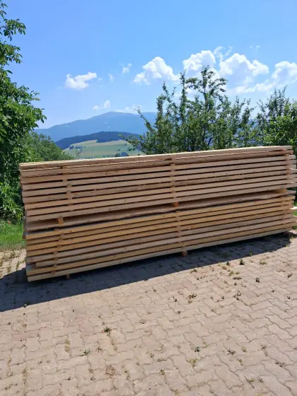 Fichtenpfosten