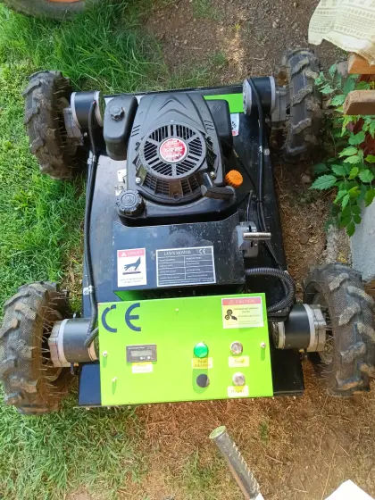 Funkmäher mit Fernbedienung POGO M TECH