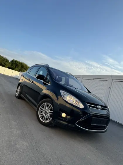 Ford C-Max 1.6 Diesel Vollausstattung Pickerl neu