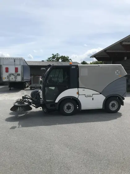 Kehrmaschine Hako Citymaster 2000