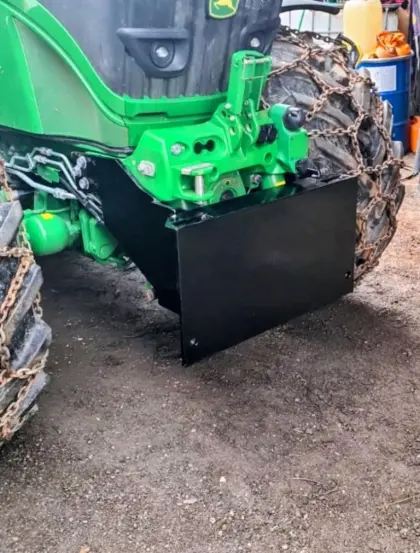 Schneepflugplatte für John Deere 6R Modelle