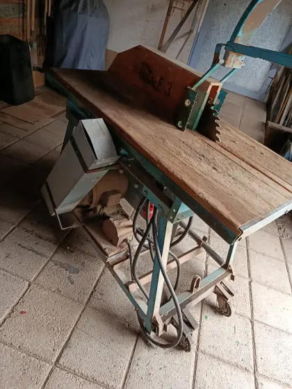 Rolltischkreissäge