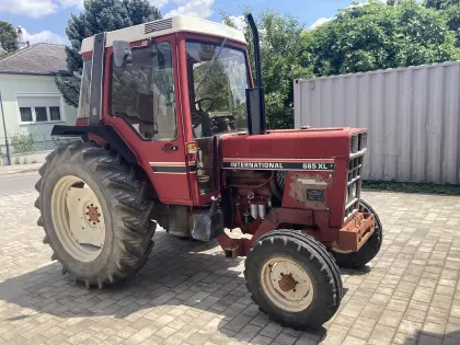 Case IHC 685 XL