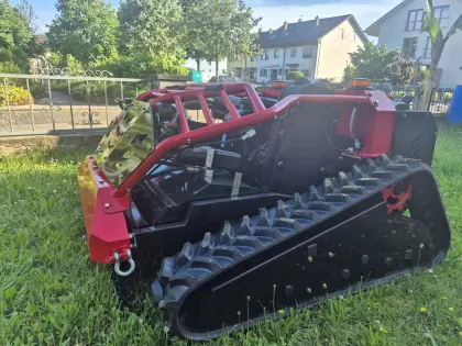 Ferngesteuerter Mulcher