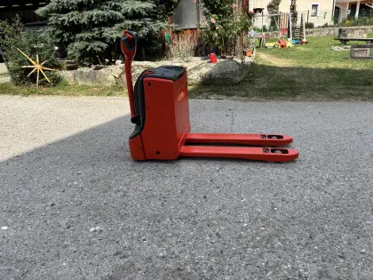 Linde T16 Niederhubwagen