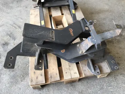 Hauer Frontlader mit Konsole Steyr 8075