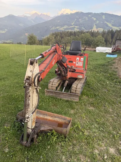 Mini-Bagger