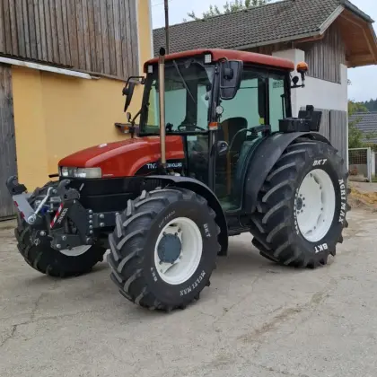 New Holland TN75D