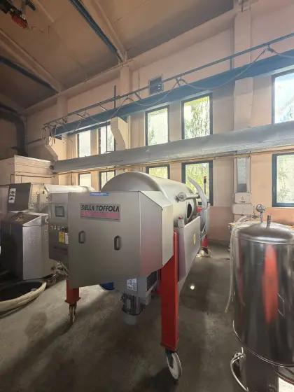 Pneumatische halbgeschlossene Presse Della Toffola PEC35