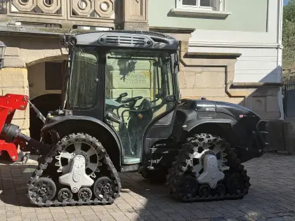 Carraro Mach 4 R Raupenschlepper Weinbau
