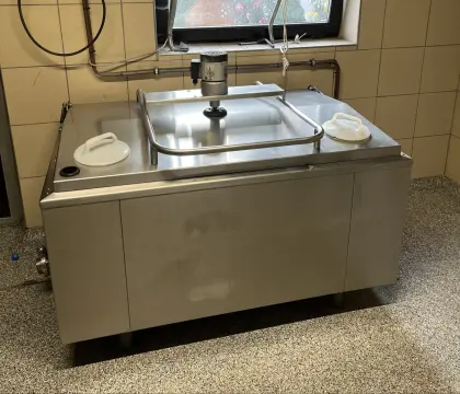 Milchtank 450 l
