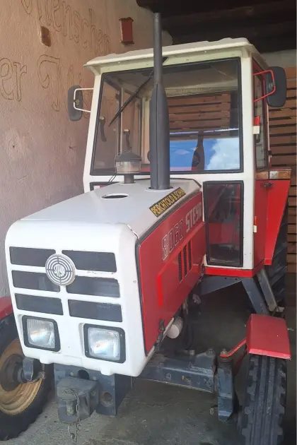 Steyr Traktor 8060