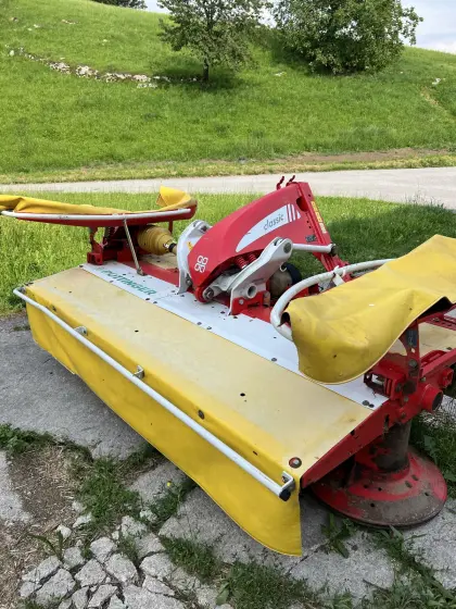 Frontmähwerk Pöttinger 271 Classic
