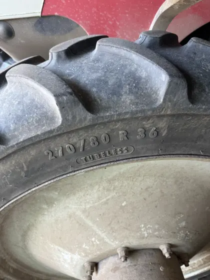 Suche Kulturreifen 270/80 R36 ohne Felgen