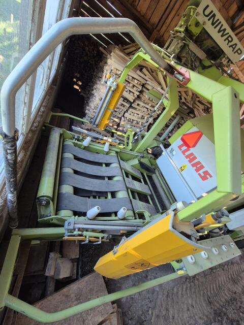 Claas Rollant RC 255 Uniwrap