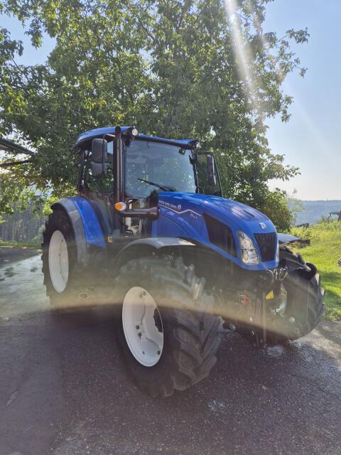 New Holland T5 90 S Powershuttle