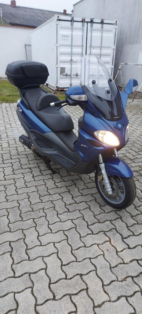 Piaggio X9 500 ccm