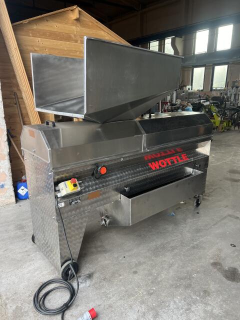 Traubenmühle mit Entrapper WOTTLE, 10 t/h, mit Garantie