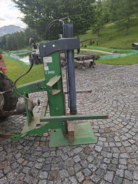 Holzspalter