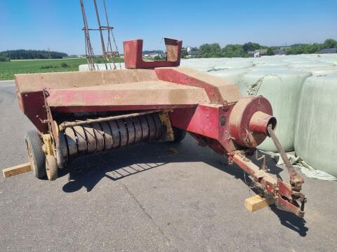 New Holland Hayliner 268 Super