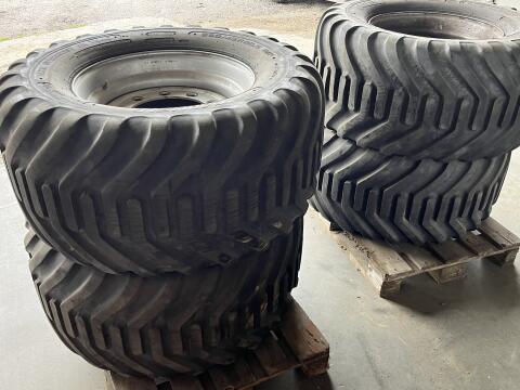 Kompletträder 540/45 R22,5 Reifen