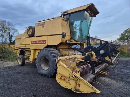 Suche New Holland 8070, 8060, 8080 Mähdrescher