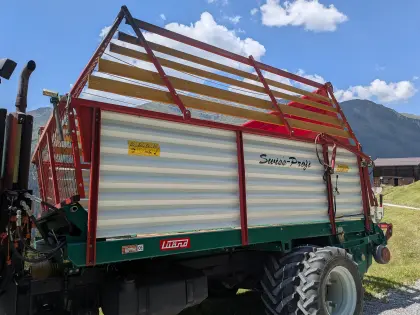 Aufbauladewagen Lüönd Swiss Profi