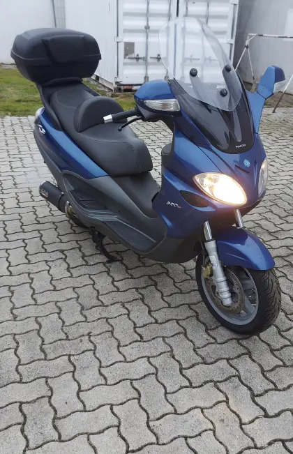 Piaggio X9 500 ccm