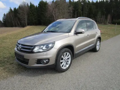 VW Tiguan 2,0 TDI Sky Sport Xenon Navi SHZ Panoramadach