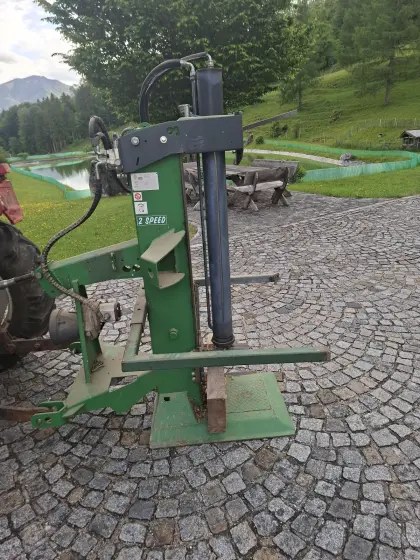 Holzspalter